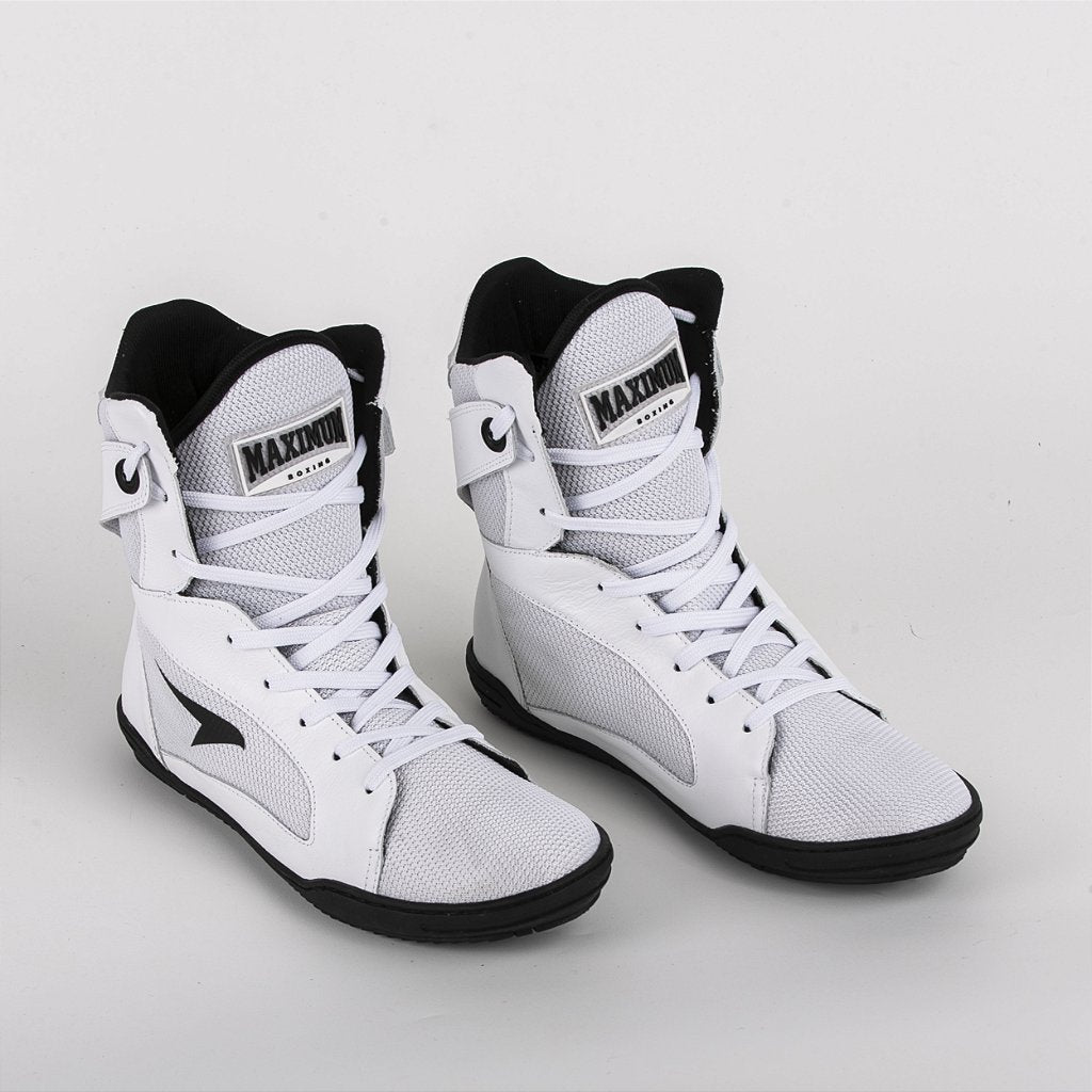 Sapatilha de Boxe Branco e Preto Cano Alto - Par