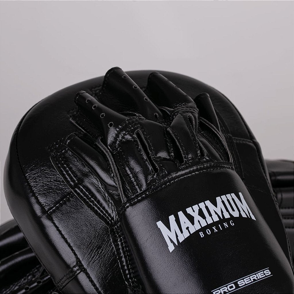 Manopla de Foco Longa Boxe e Muay Thai Maximum Profissional - Cor Preta