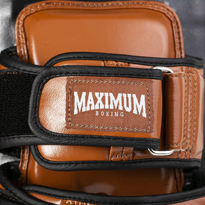Aparador de Chute e Soco Thai Pad Muay Thai Marrom e Preto - Par