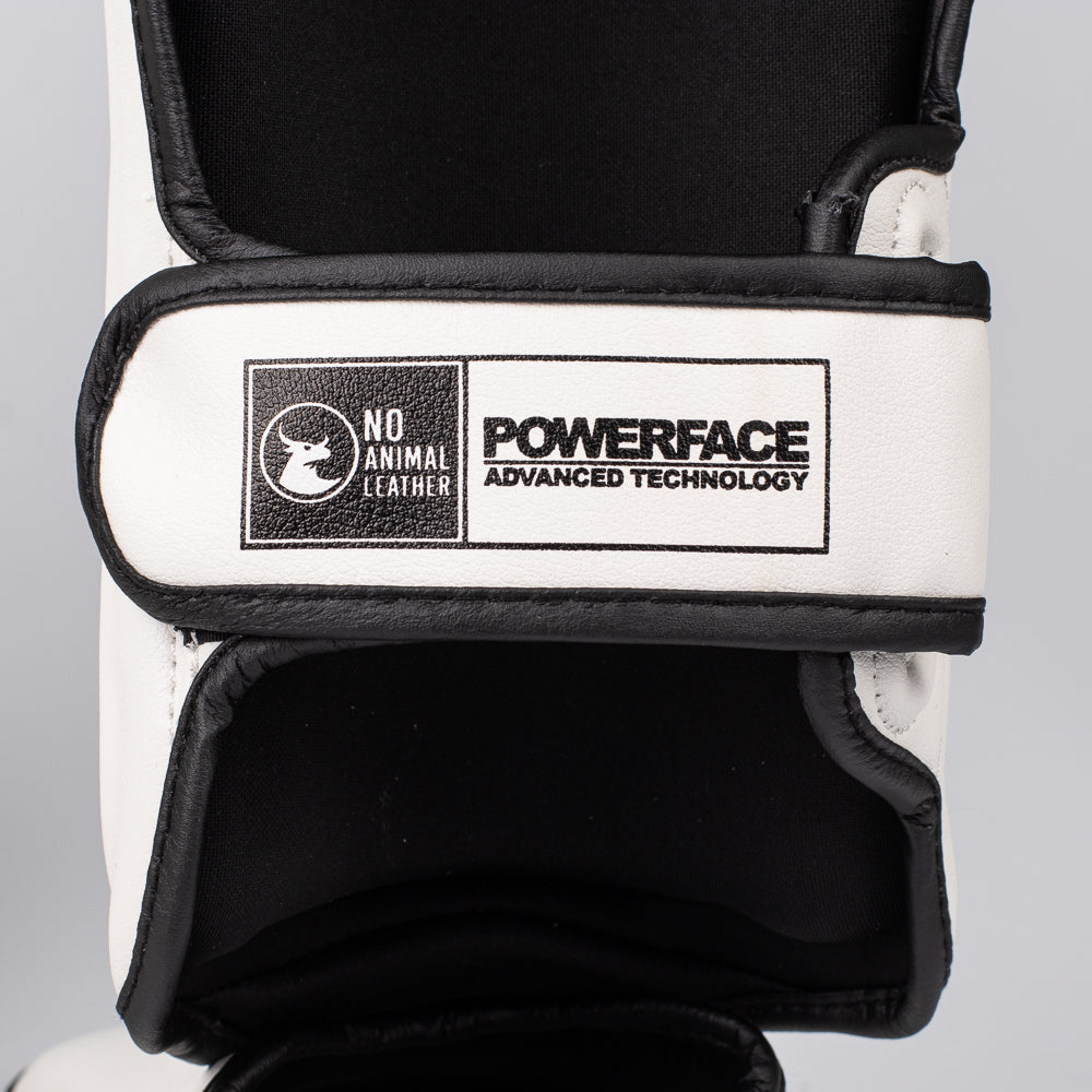 Kit Muay Thai Luva Classic Iniciante e Caneleira White