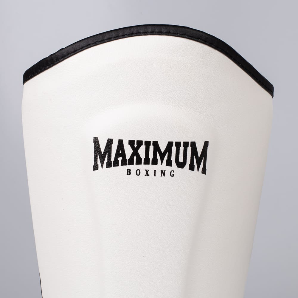 Caneleira de Muay Thai e Kickboxing Maximum  Classic White/Black - PAR