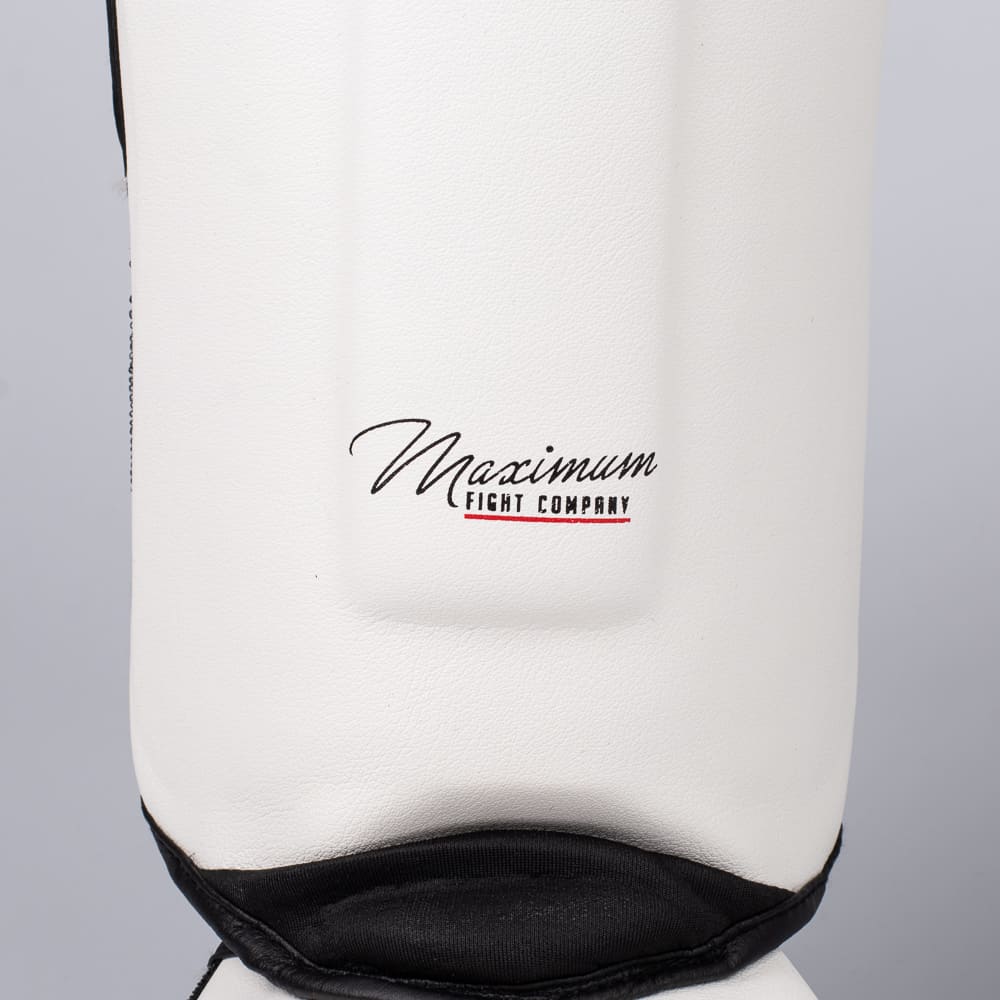 Caneleira de Muay Thai e Kickboxing Maximum  Classic White/Black - PAR