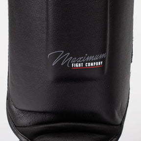 Caneleira De Muay Thai e Kickboxing Maximum Classic Black - PAR