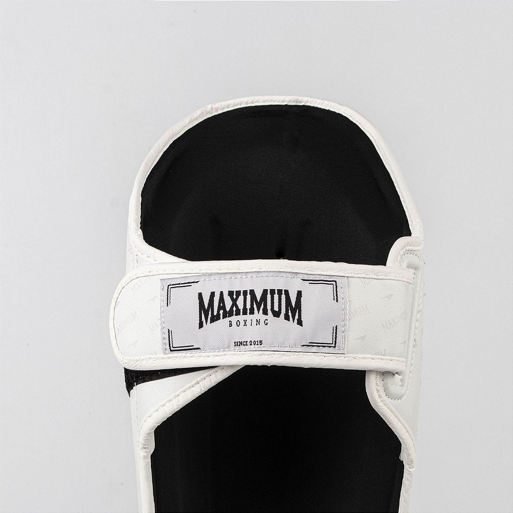 Caneleira De Muay Thai e Kickboxing Profissional Branca - Par