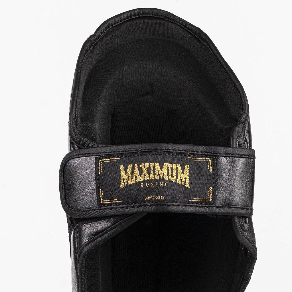 Caneleira De Muay Thai e Kickboxing Profissional Black - Par