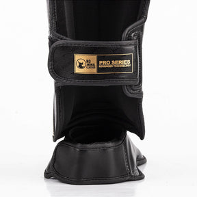 Caneleira De Muay Thai e Kickboxing Profissional Black - Par