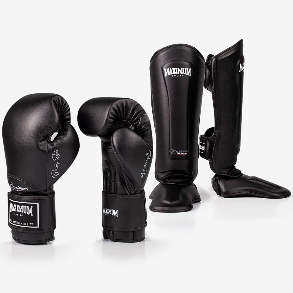 Kit Muay Thai Black Luva de Boxe  e Caneleira de Muay Thai