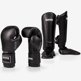 Kit Muay Thai Black Luva de Boxe  e Caneleira de Muay Thai