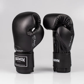 Kit luva de boxe classic black + bucal vermelho + bandagem preta + capacete de boxe frontal