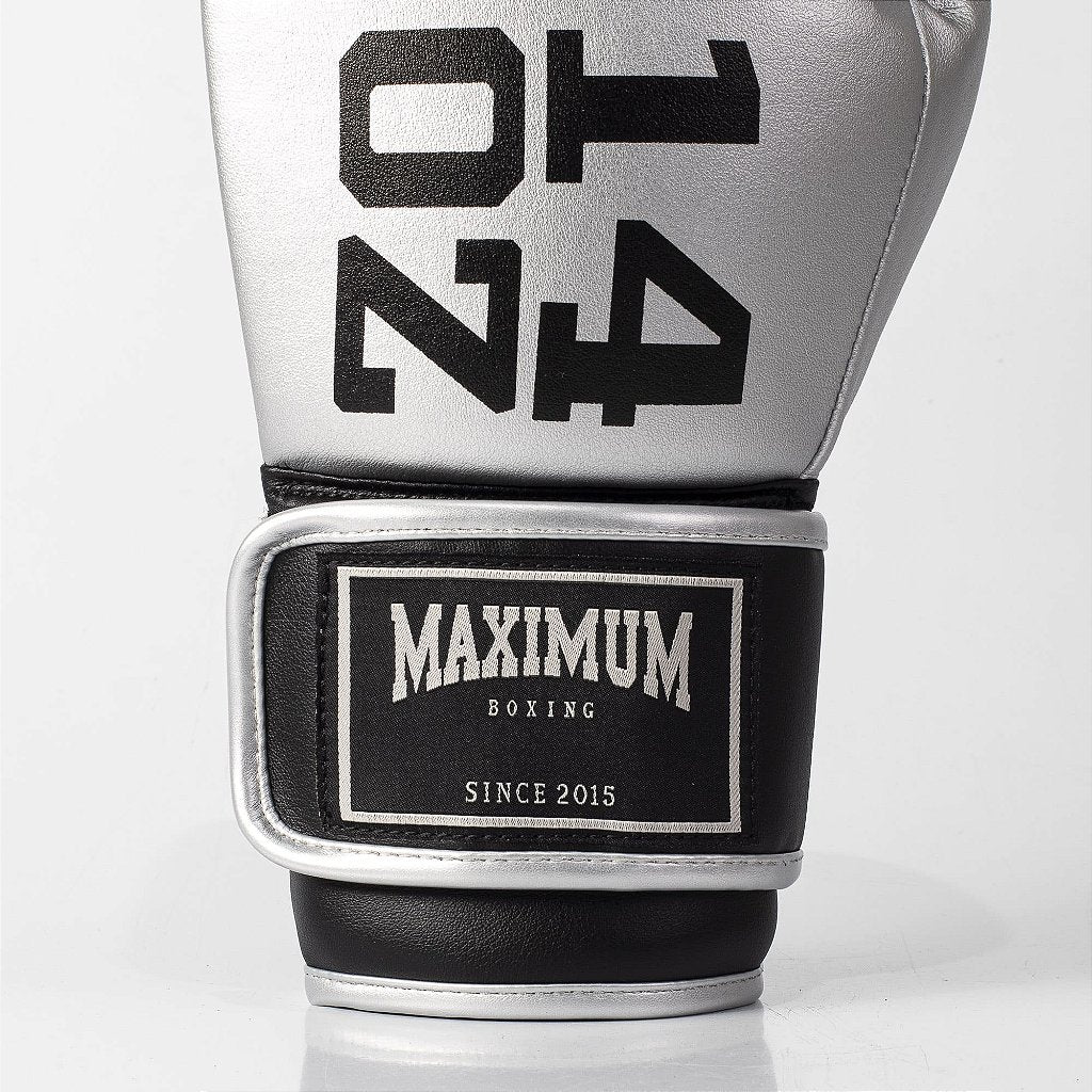 Luva de Boxe e Muay Thai Maximum OZ Power Face - Cor Preto/Prata