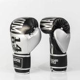 Luva de Boxe e Muay Thai Maximum OZ Power Face - Cor Preto/Prata