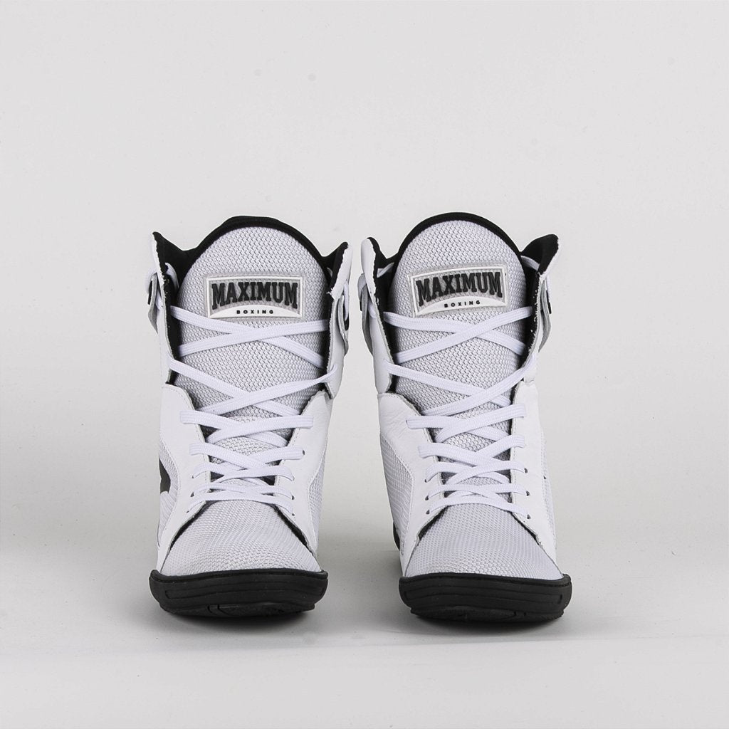 Sapatilha de Boxe Branco e Preto Cano Alto - Par