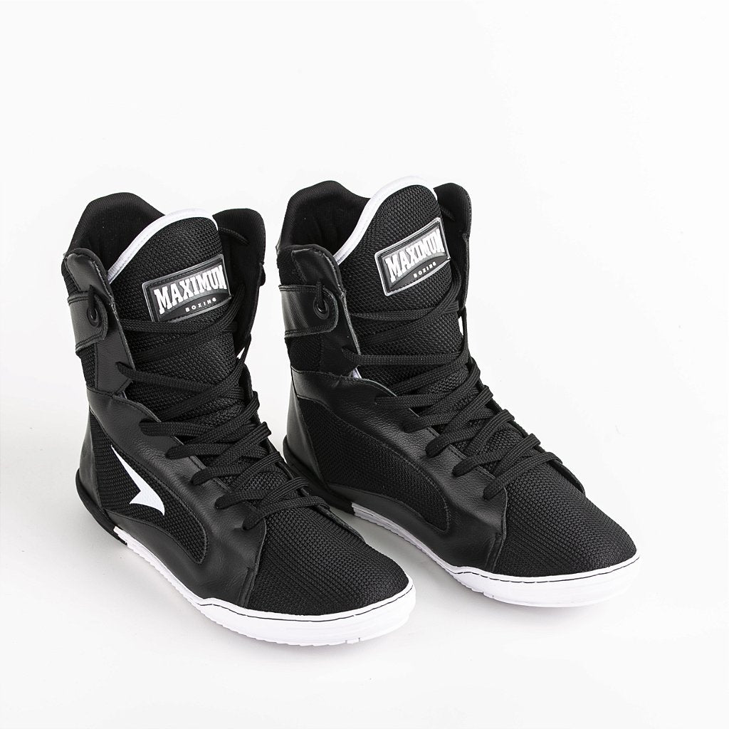 Sapatilha de Boxe Preto e Branco Cano Alto - Par