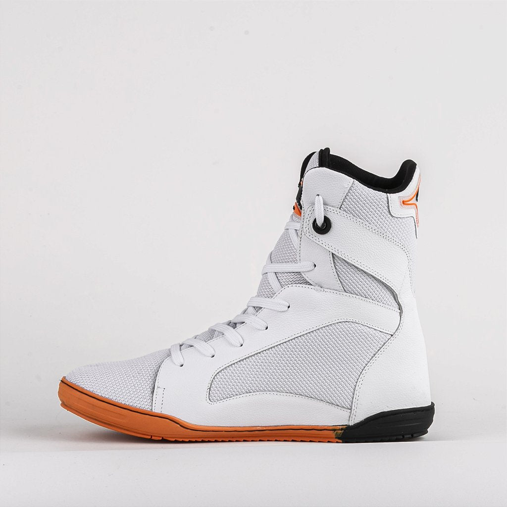 Sapatilha de Boxe Branco e Laranja Cano Alto- Par